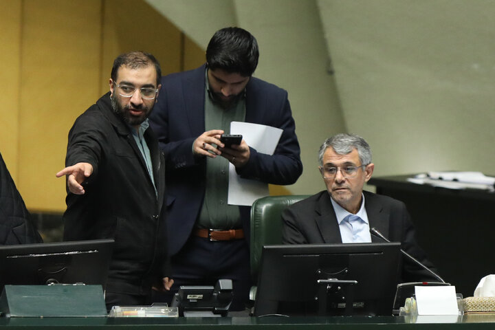 نوبت سوم نشست علنی یکشنبه ۱۶ آذرماه مجلس