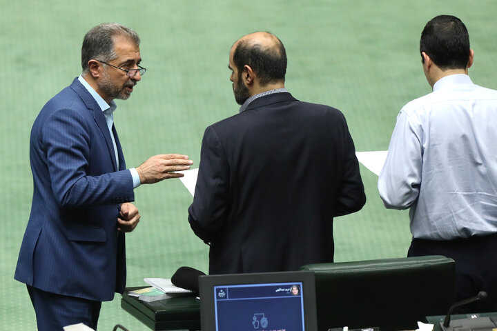 نوبت سوم نشست علنی یکشنبه ۱۶ آذرماه مجلس