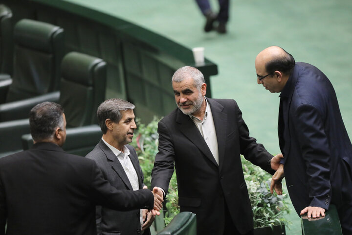 نوبت سوم نشست علنی یکشنبه ۱۶ آذرماه مجلس