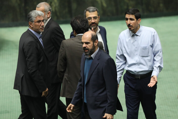 نوبت سوم نشست علنی یکشنبه ۱۶ آذرماه مجلس