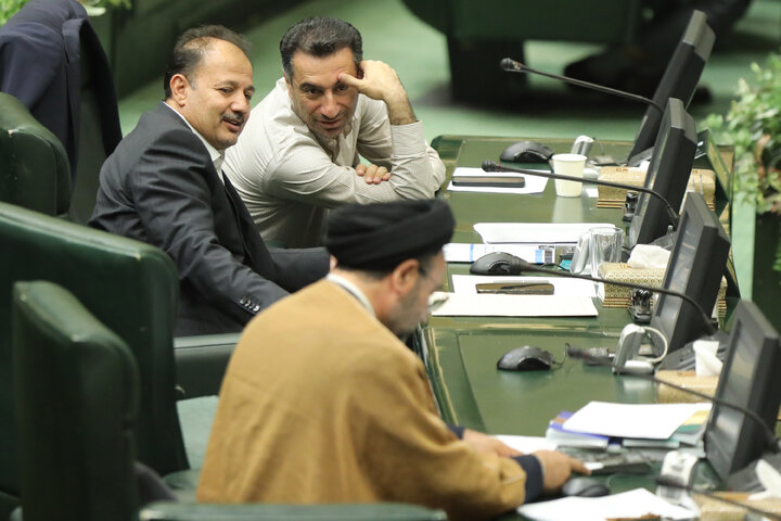 نوبت سوم نشست علنی یکشنبه ۱۶ آذرماه مجلس