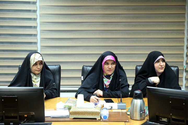 دیدار اعضای فراکسیون زنان و خانواده مجلس با وزیر آموزش و پرورش