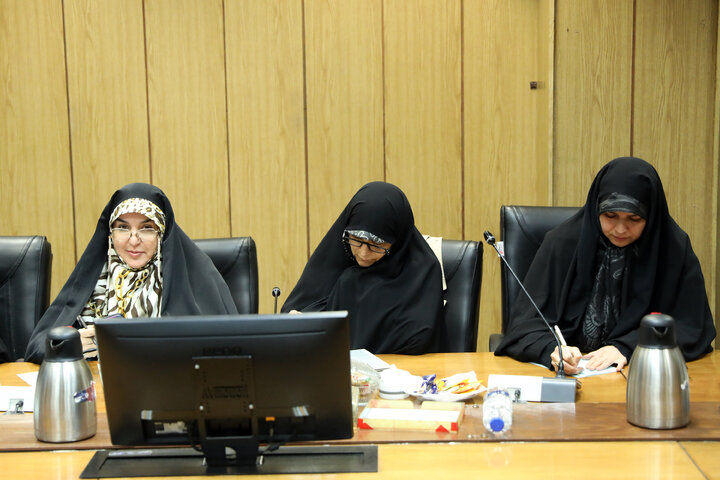 دیدار اعضای فراکسیون زنان و خانواده مجلس با وزیر آموزش و پرورش