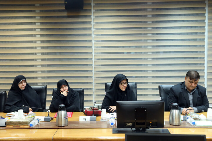 دیدار اعضای فراکسیون زنان و خانواده مجلس با وزیر آموزش و پرورش