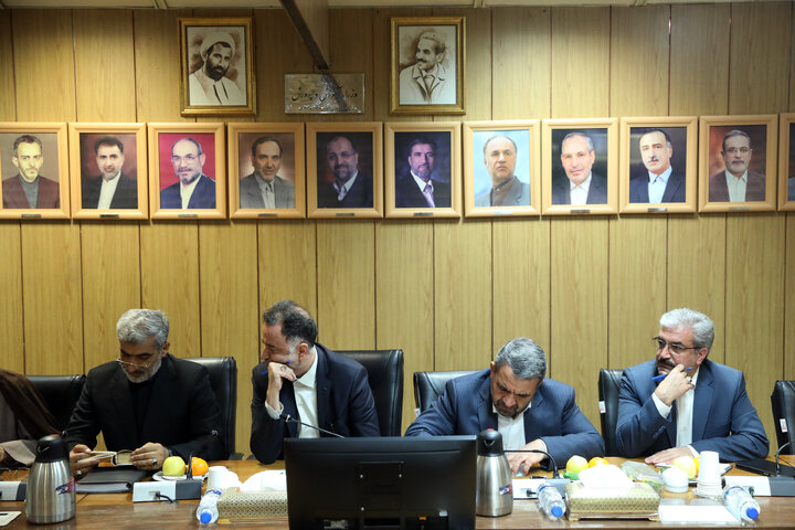 دیدار اعضای فراکسیون زنان و خانواده مجلس با وزیر آموزش و پرورش