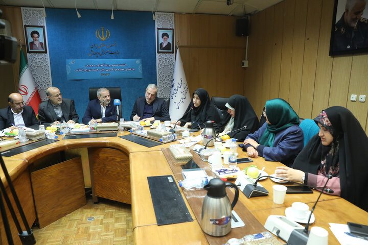 دیدار اعضای فراکسیون زنان و خانواده مجلس با وزیر آموزش و پرورش