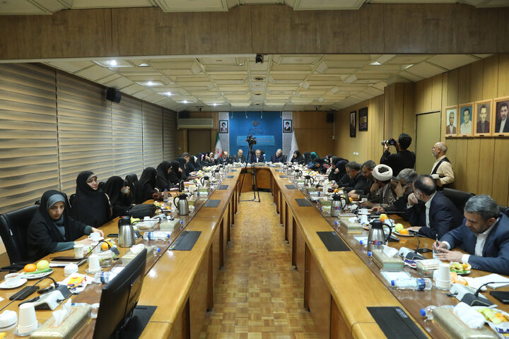 دیدار اعضای فراکسیون زنان و خانواده مجلس با وزیر آموزش و پرورش