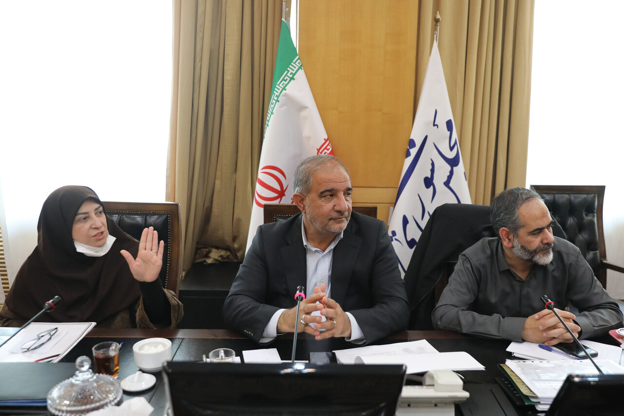 نشست کمیسیون کشاورزی، آب، منابع طبیعی و محیط زیست مجلس با حضور رئیس سازمان حفاظت محیط‌زیست