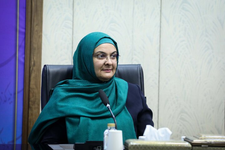 دیدار اعضای فراکسیون زنان با وزیر صمت