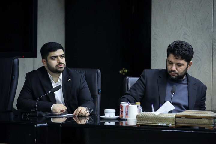 دیدار اعضای فراکسیون زنان با وزیر صمت