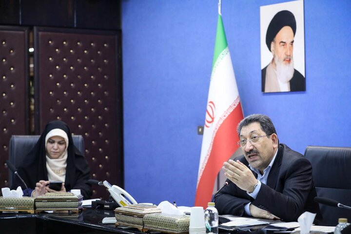 دیدار اعضای فراکسیون زنان با وزیر صمت