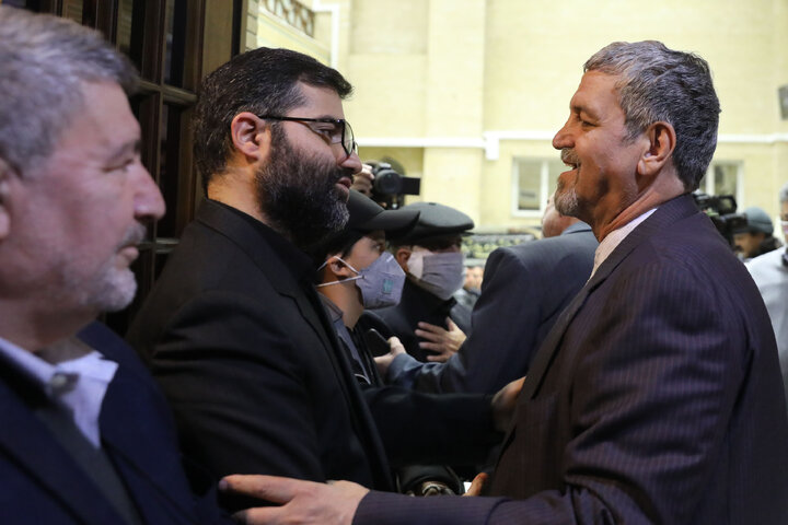 حضور رئیس و نمایندگان مجلس در مراسم ختم همسر و فرزندان معاون رئیس جمهور