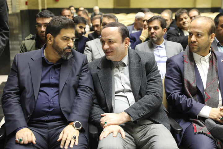 حضور رئیس و نمایندگان مجلس در مراسم ختم همسر و فرزندان معاون رئیس جمهور