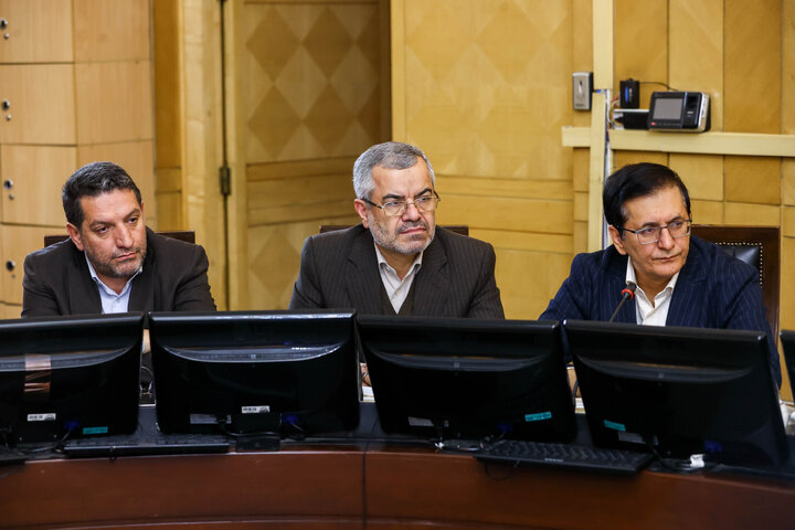 نشست هم اندیشی سیاست های ابلاغی مقام معظم رهبری با حضور رئیس کل بانک مرکزی