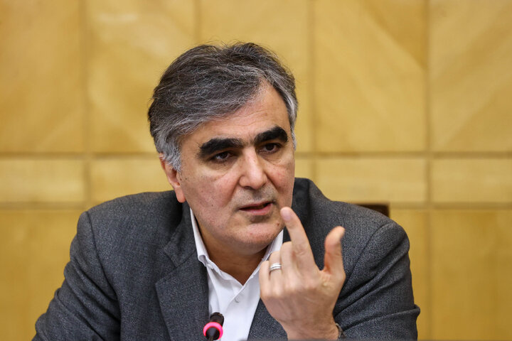 نشست هم اندیشی سیاست های ابلاغی مقام معظم رهبری با حضور رئیس کل بانک مرکزی