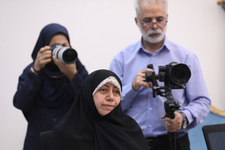 دیدار اعضای فراکسیون زنان مجلس با وزیرارتباط و فناوری