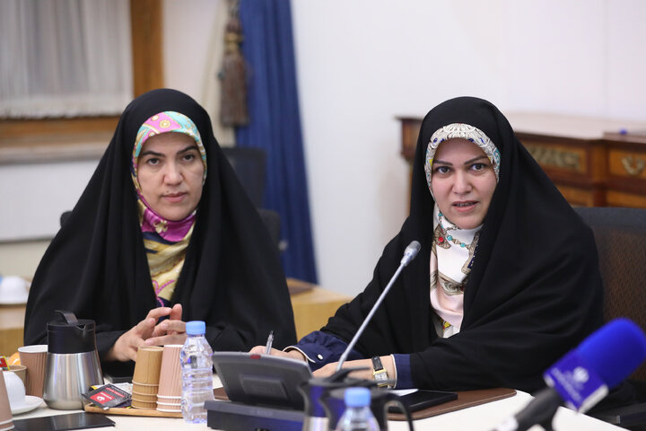 دیدار اعضای فراکسیون زنان مجلس با وزیرارتباط و فناوری