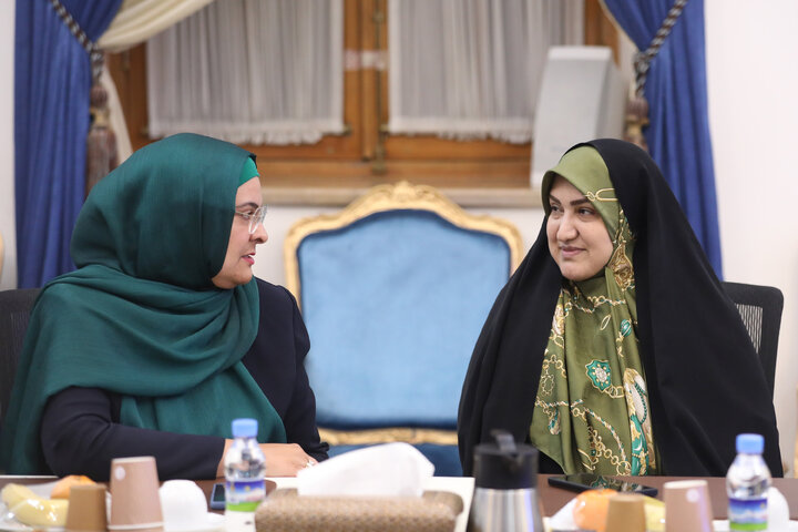 دیدار اعضای فراکسیون زنان مجلس با وزیرارتباط و فناوری