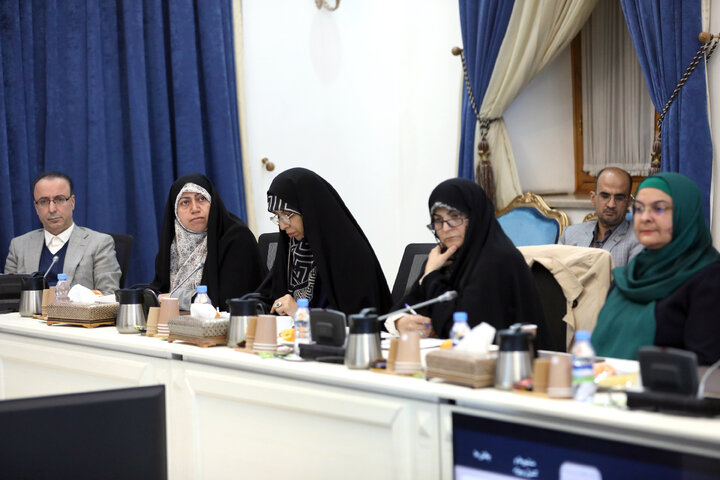 دیدار اعضای فراکسیون زنان مجلس با وزیرارتباط و فناوری