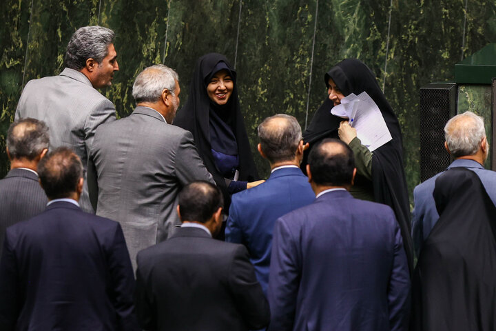 ناطقان میان دستور سه‌شنبه 18 آذرماه نشست علنی مجلس