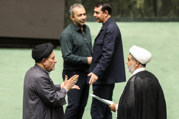 نشست علنی سه‌شنبه 18 آذرماه مجلس شورای اسلامی