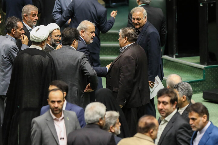 نشست علنی سه‌شنبه 18 آذرماه مجلس شورای اسلامی