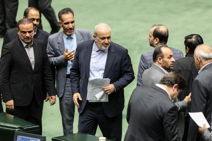 نشست علنی سه‌شنبه 18 آذرماه مجلس شورای اسلامی