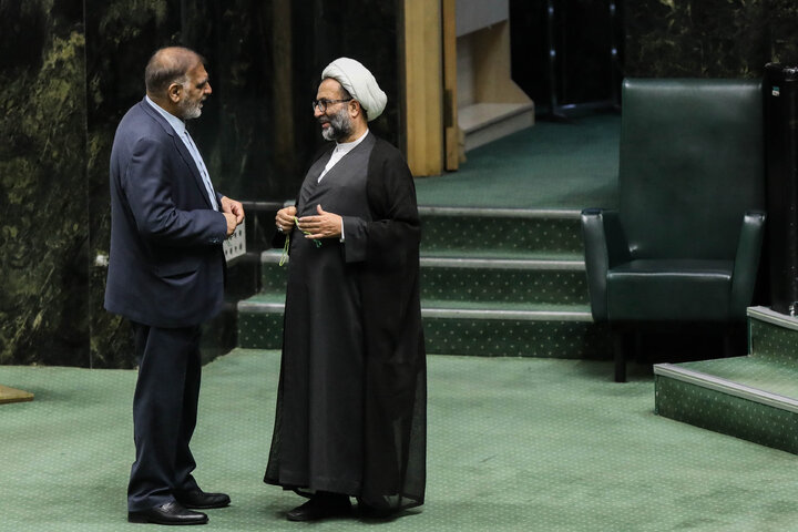 نشست علنی سه‌شنبه 18 آذرماه مجلس شورای اسلامی