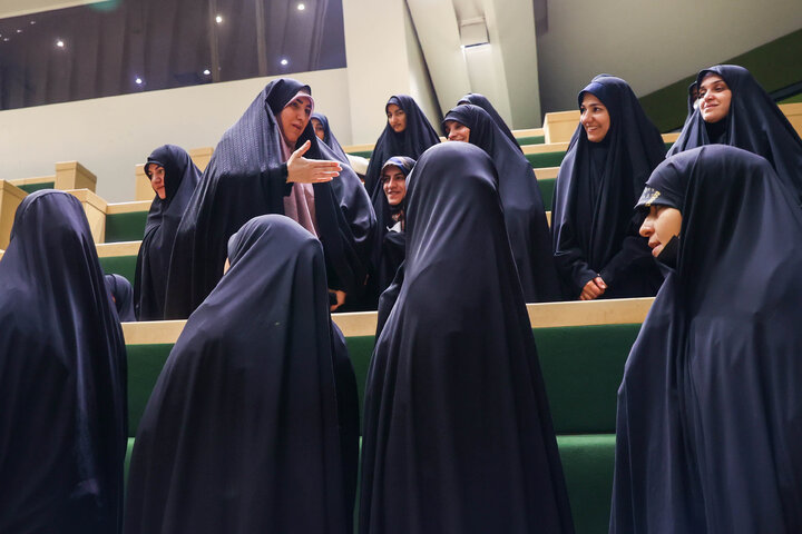 نشست علنی سه‌شنبه 18 آذرماه مجلس شورای اسلامی