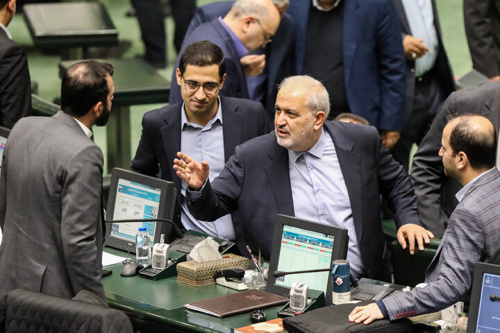 نشست علنی سه‌شنبه 18 آذرماه مجلس شورای اسلامی