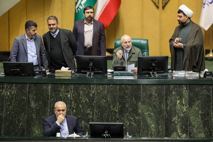 نشست علنی سه‌شنبه 18 آذرماه مجلس شورای اسلامی