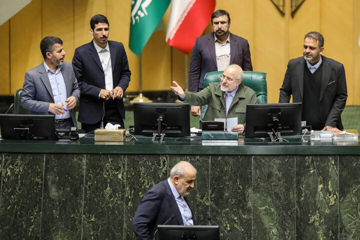 نشست علنی سه‌شنبه 18 آذرماه مجلس شورای اسلامی