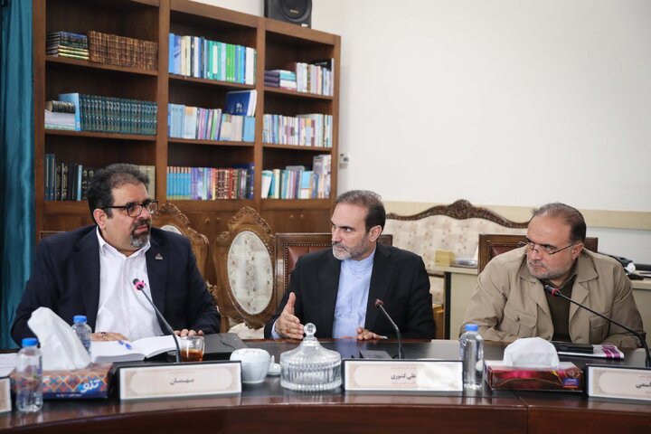 نشست 18 آذر کمیسیون اصل 90