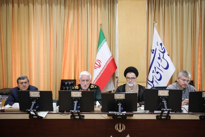 نشست 18 آذر کمیسیون امنیت ملی