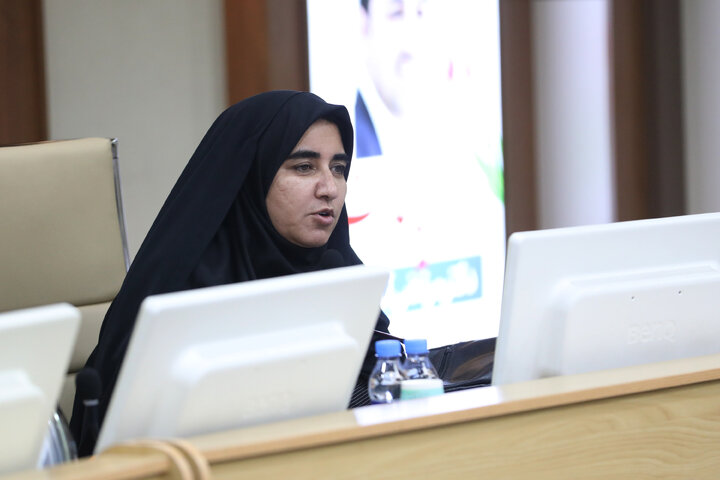 دیدار اعضای فراکسیون زنان و خانواده مجلس با وزیر بهداشت، درمان و آموزش پزشکی