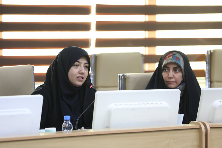 دیدار اعضای فراکسیون زنان و خانواده مجلس با وزیر بهداشت، درمان و آموزش پزشکی