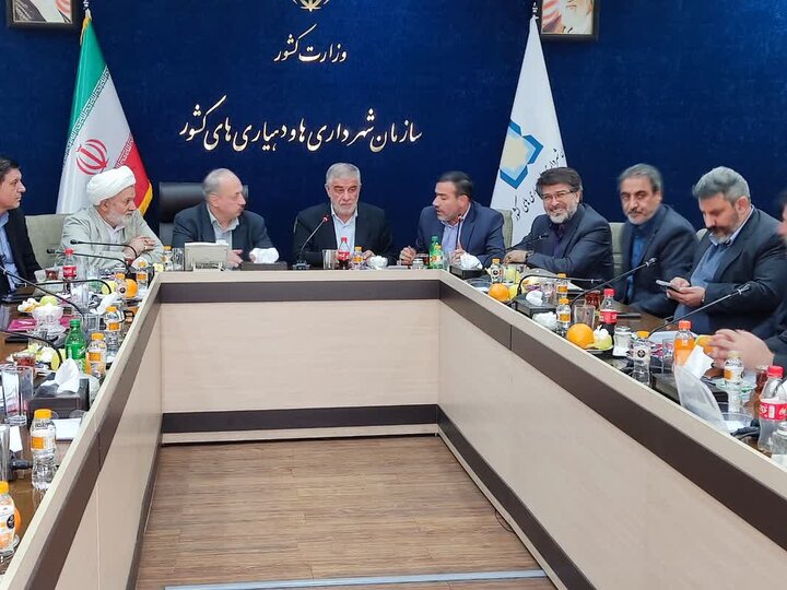 تاکیدبر توسعه شهرها و روستاها با استفاده از درآمدهای پایدار