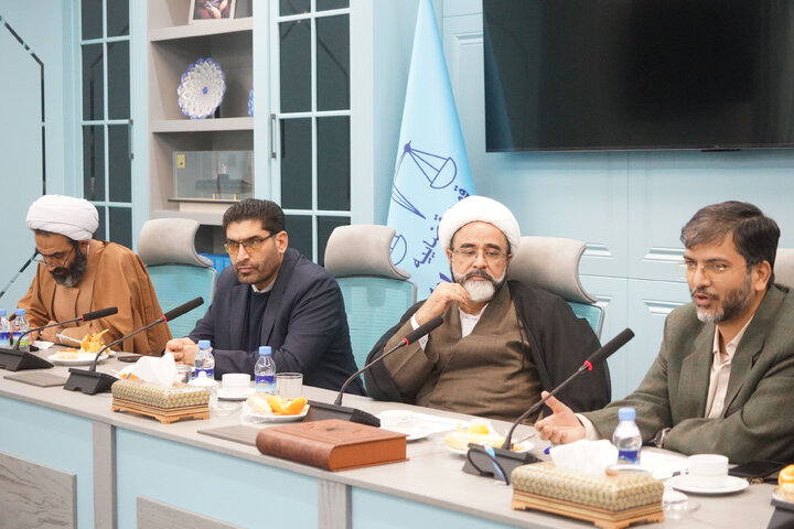 نشست مشترک کمیسیون قضایی و حقوقی با رئیس دیوان عدالت اداری