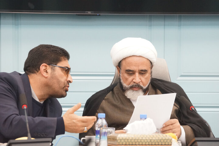 نشست مشترک کمیسیون قضایی و حقوقی با رئیس دیوان عدالت اداری