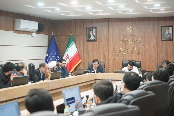 نشست مشترک کمیسیون قضایی و حقوقی با رئیس دیوان عدالت اداری