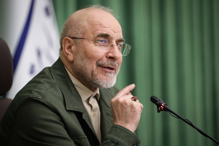 دیدار اعضای فراکسیون زنان  با دکتر قالیباف