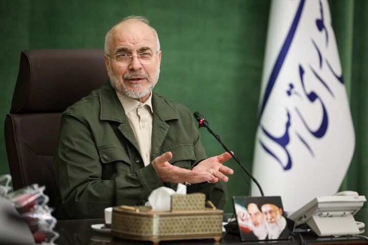 دیدار اعضای فراکسیون زنان  با دکتر قالیباف