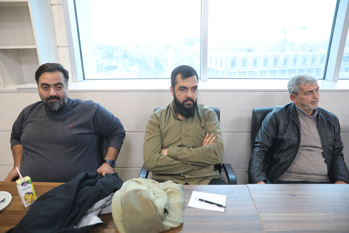 نشست فلسفی با مسئولان مدیریتی بخش های شمیرانات و لواسانات