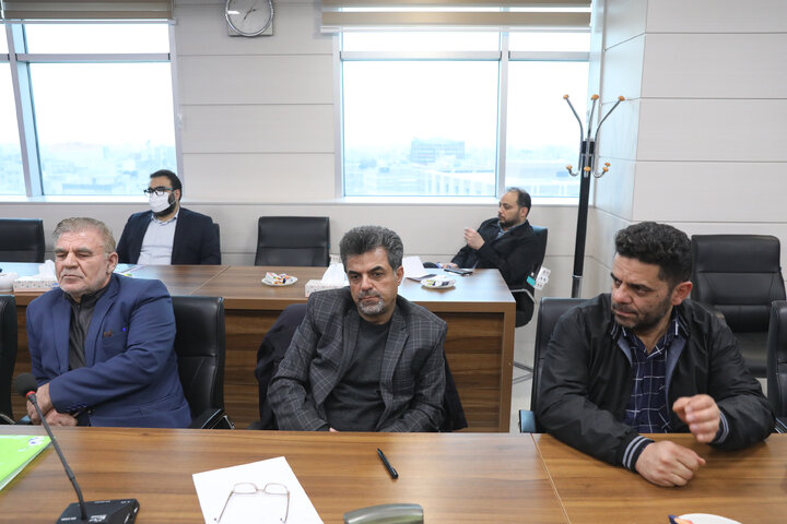 نشست فلسفی با مسئولان مدیریتی بخش های شمیرانات و لواسانات