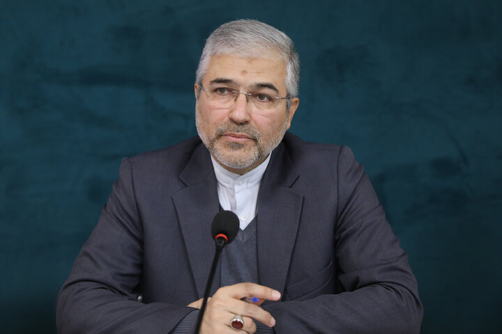 نشست فلسفی با مسئولان مدیریتی بخش های شمیرانات و لواسانات