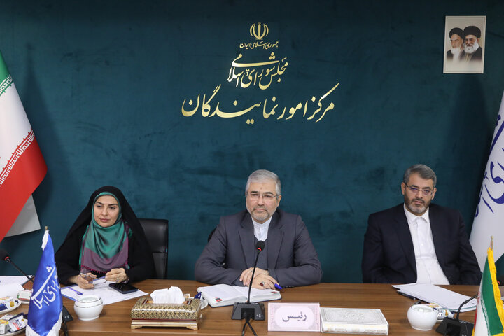 نشست فلسفی با مسئولان مدیریتی بخش های شمیرانات و لواسانات