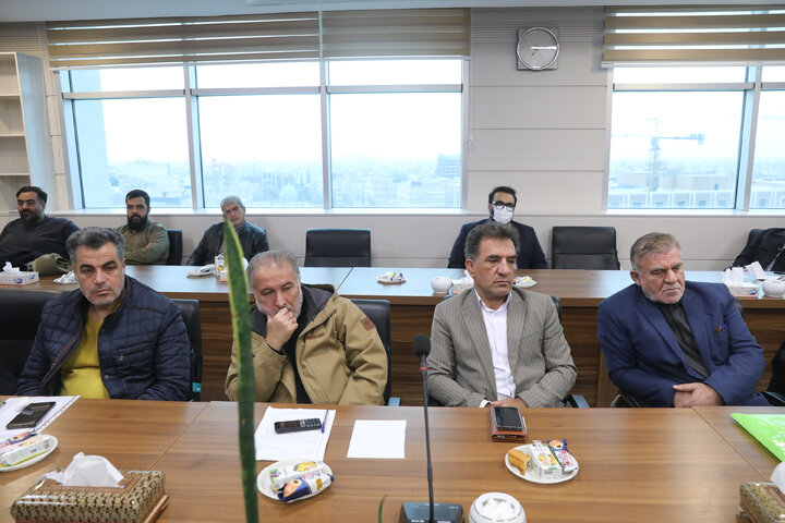 نشست فلسفی با مسئولان مدیریتی بخش های شمیرانات و لواسانات