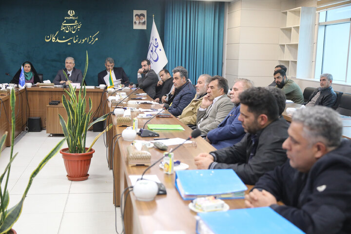 نشست فلسفی با مسئولان مدیریتی بخش های شمیرانات و لواسانات