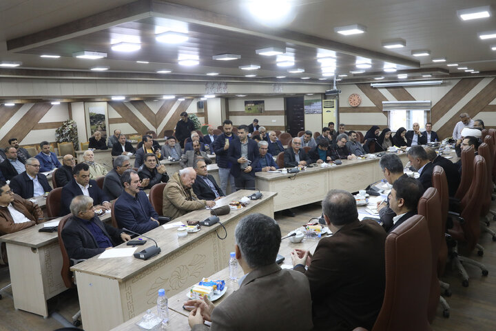 دیدار اعضای کمیسیون کشاورزی با تولیدکنندگان کیوی استان گیلان