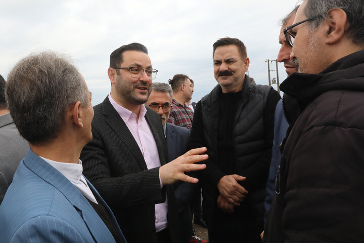 بازدید اعضای کمیسیون کشاورزی از مزرعه پرورش ماهیان خاویاری تالش